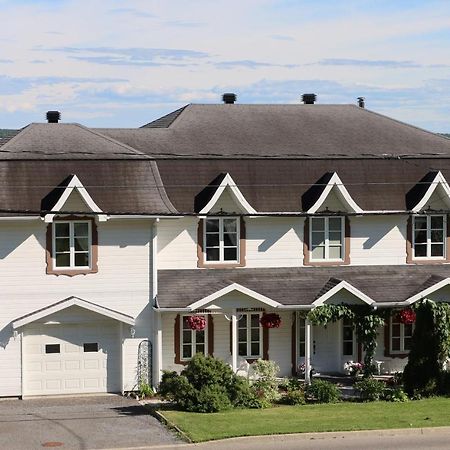Bed & Breakfast, Gite La Princesse Des Champs Saint-Jean-de-Boischâtel Екстериор снимка