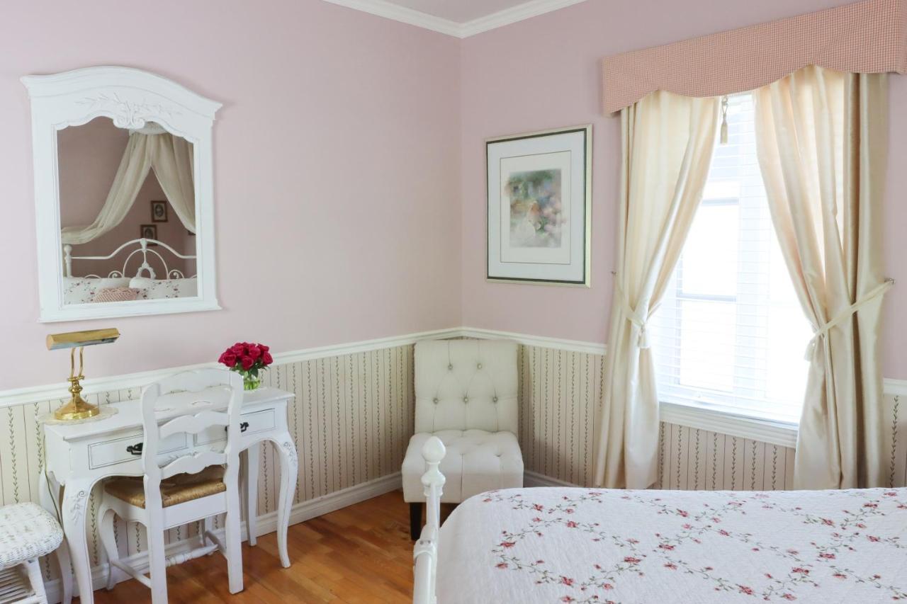 Bed & Breakfast, Gite La Princesse Des Champs Saint-Jean-de-Boischâtel Екстериор снимка