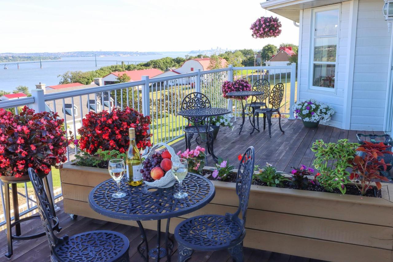 Bed & Breakfast, Gite La Princesse Des Champs Saint-Jean-de-Boischâtel Екстериор снимка